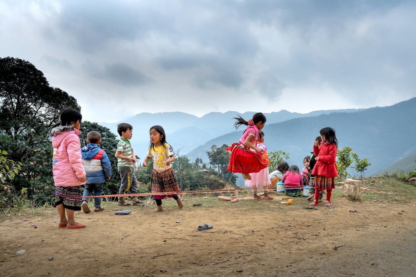 Nhóm trẻ em